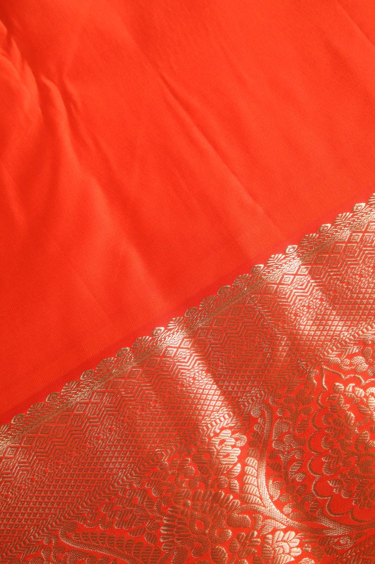 Bottle Green Apoorva Silk Sarees with Copper Zari Floral Patterns view 3