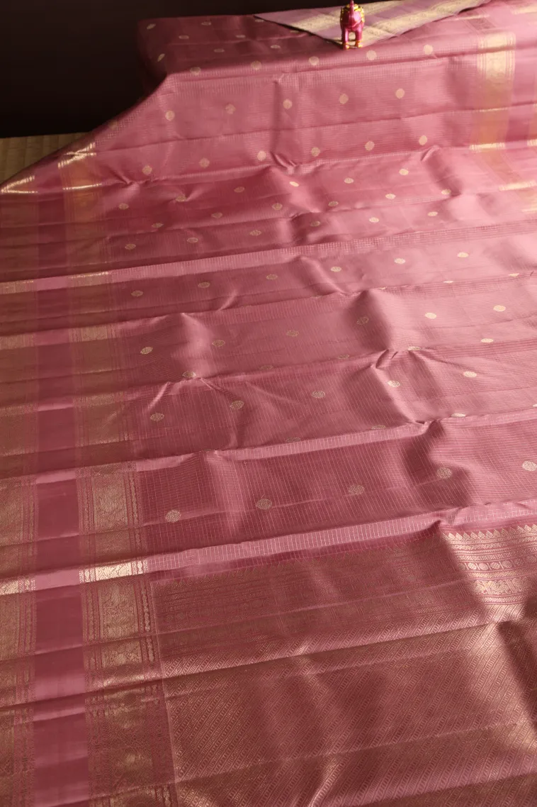 Salmon Pink Kanchipuram Silk Sarees with Gold Zari Checks And Puttas view 2
