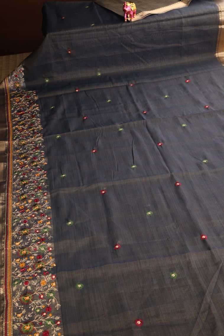 Damp Black Chanderi Cotton Sarees Gold Zari with Floral Puttas Embroidary view 2