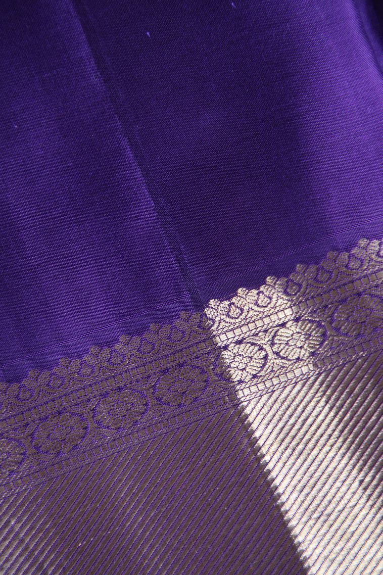 Berry Blue Kanchipuram Silk Sarees with Gold Zari Jamandery Pattern view 3