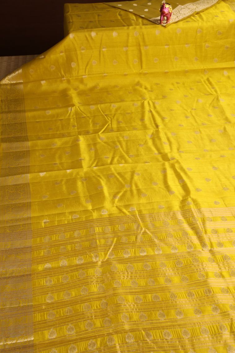 Briht Yellow Raw Silk Sarees Gold Zari with Floral Puttas view 2