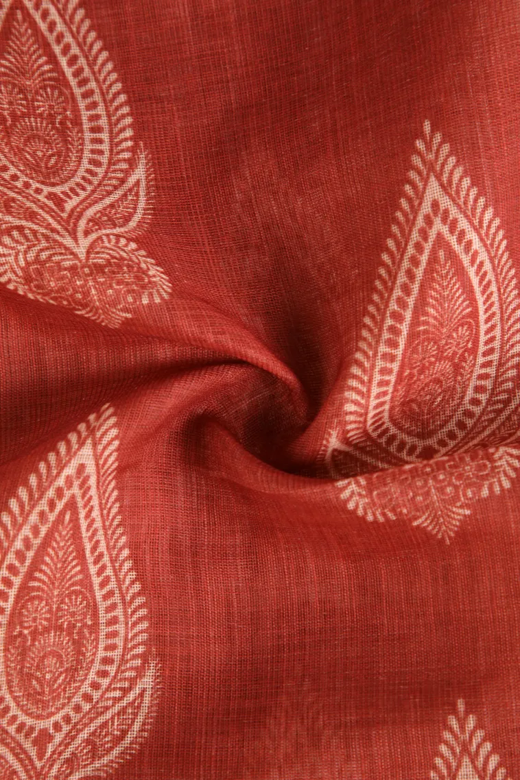 Apple Red Linen Saree Without Zari With Flower Mottif view 4
