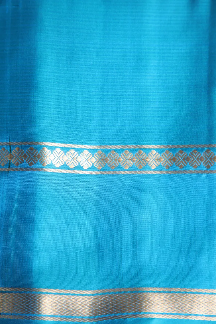 Cotton White Soft Silk Saree with Gold Zari Buttis (small Dots Or Motifs) view 3