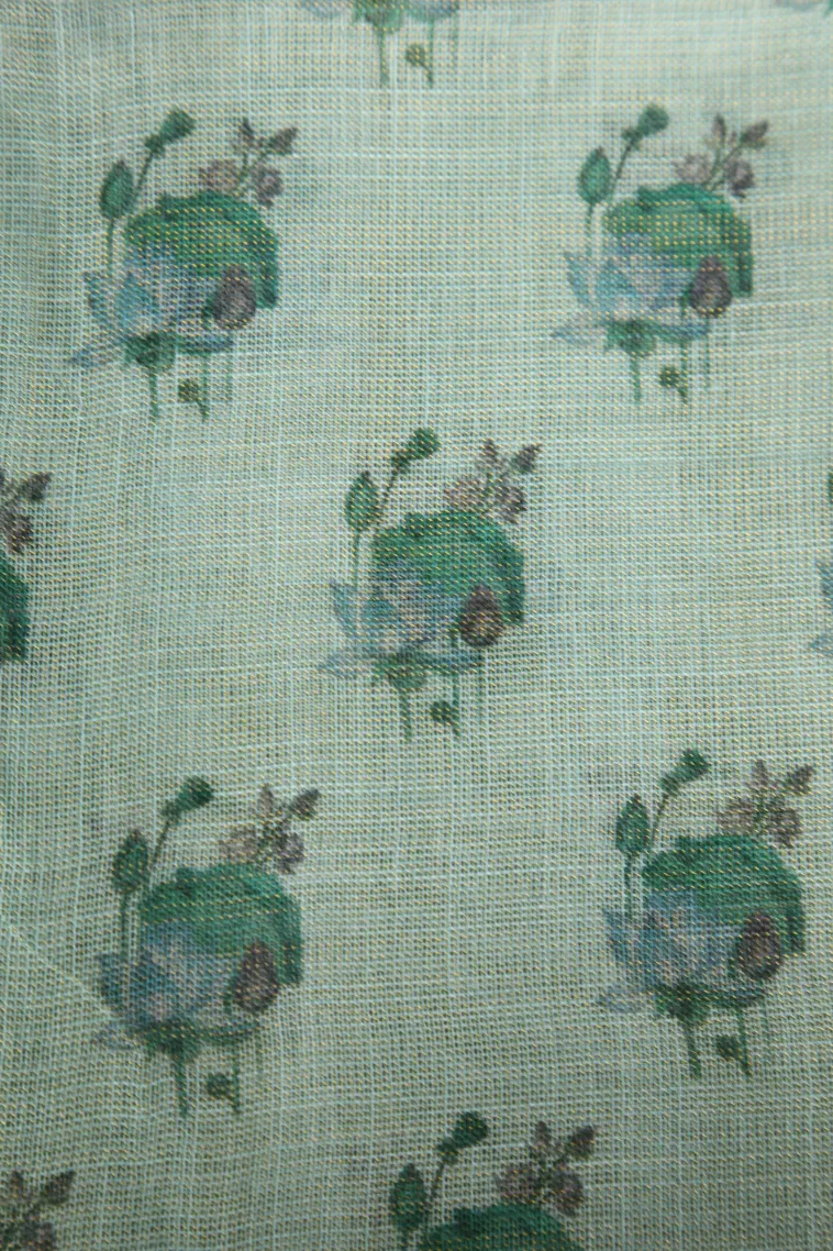Pistachio Green Linen Saree Without Zari With Flower Mottif view 3