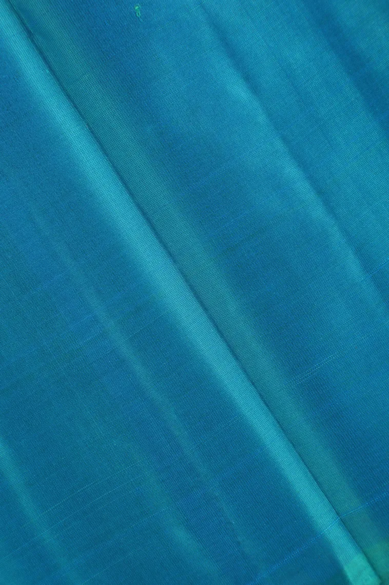 Grape Purple Soft Silk Saree with Silver Zari Geometric Shapes view 3