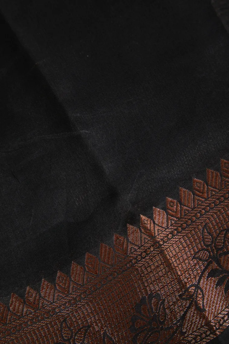 Cotton White Chanderi Cotton Sarees with Copper Zari Geometric Shapes view 3