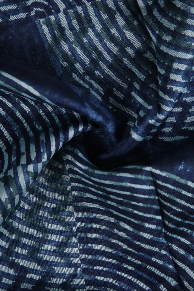 Azure Blue Chanderi Cotton Sarees with Copper Zari Geometric Shapes view 4