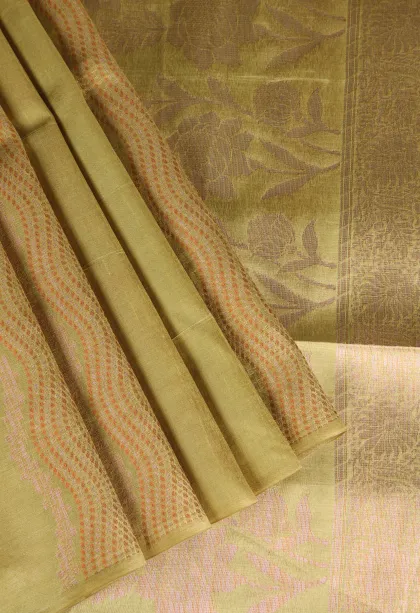 Hazelnut Yellow Tussar Saree with Antic Zari Kodi Pattern