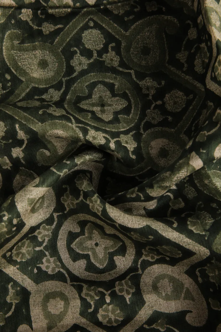 Paris Green Chanderi Cotton Sarees with Copper Zari Geometric Shapes view 4