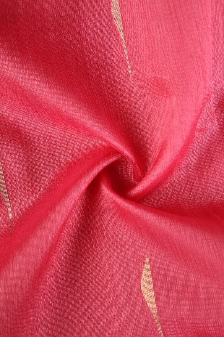 Rouge Pink Silk Cotton Sarees with Gold Zari Buttis (small Dots Or Motifs) view 4