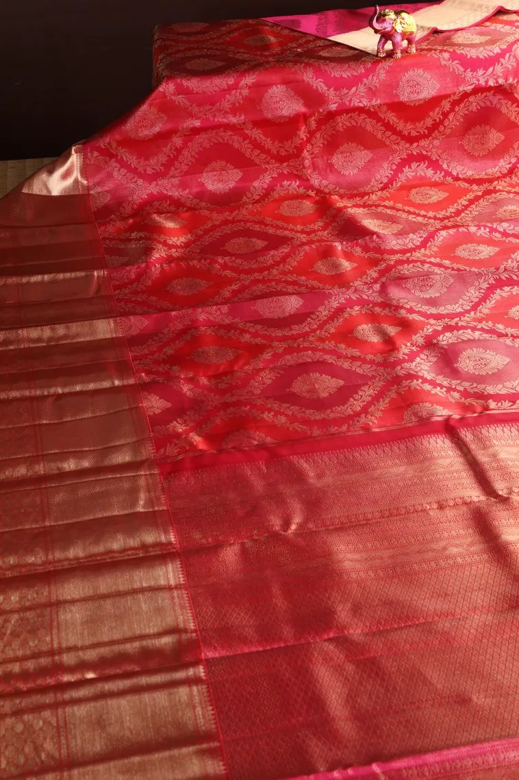 Strawberry Pink Kanchipuram Silk Sarees with Gold Zari Floral Patterns view 2