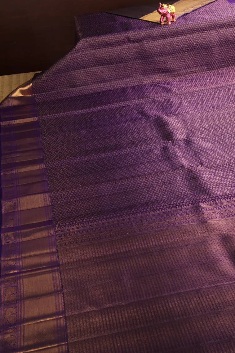 Mauve Purple Kanchipuram Silk Sarees with Gold Zari Floral Patterns view 2