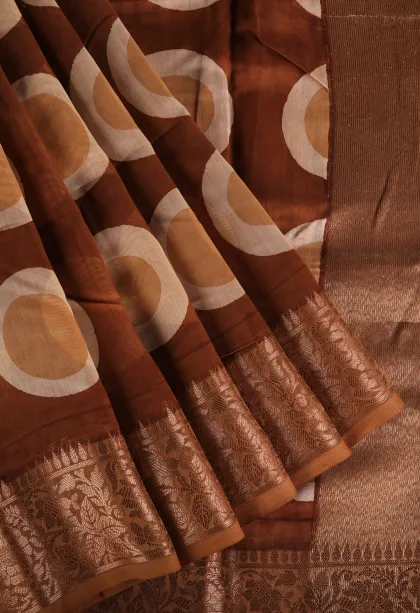 Tawny Brown Chanderi Cotton Sarees with Copper Zari Geometric Shapes