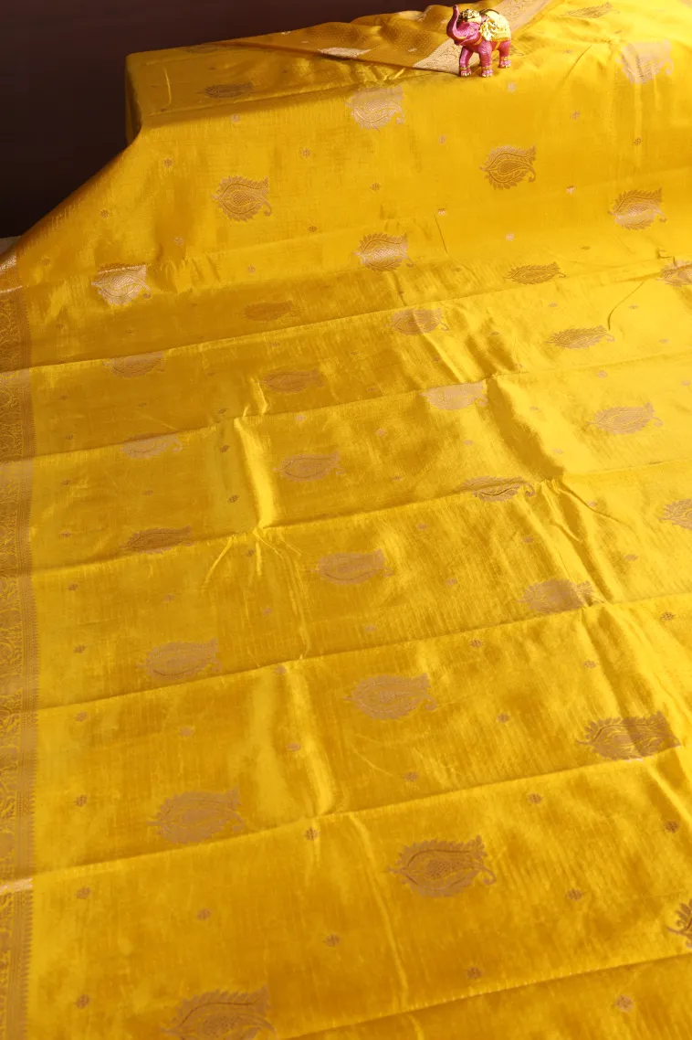 Lemon Yellow Raw Silk Sarees with Gold Zari Buttis (small Dots Or Motifs) view 2