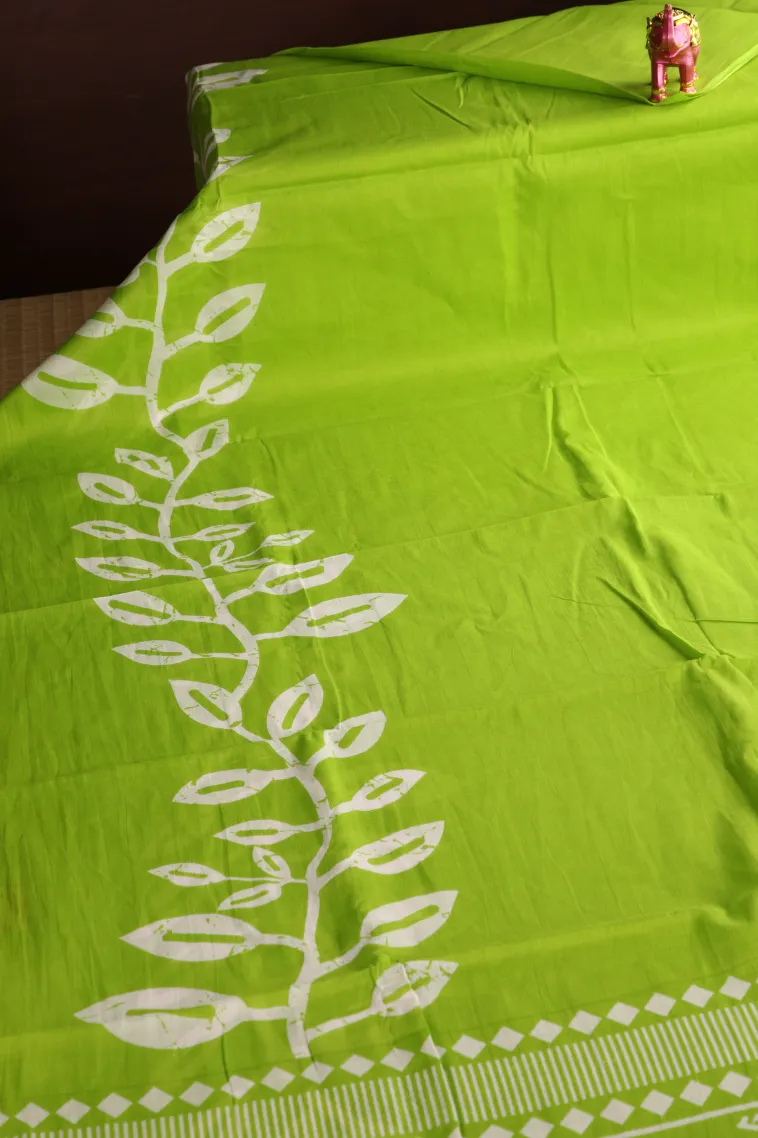 Lime Green Mul Mul Cotton Without Zari With Floral Patterns view 2