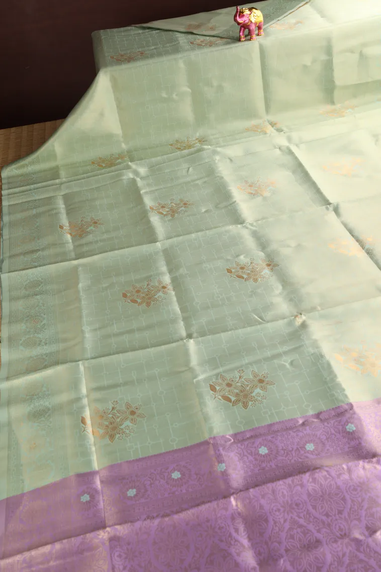 Pistachio Green Apoorva Silk Sarees with Bronze Zari Geometric Shapes view 2