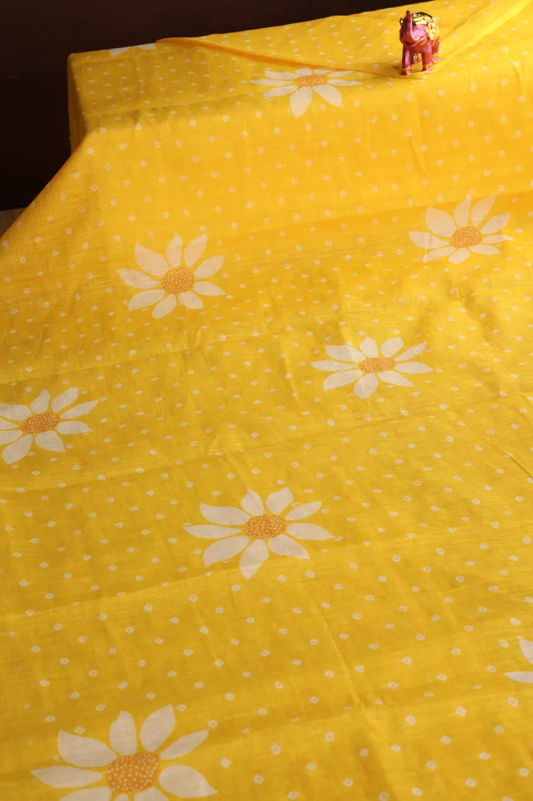 Lemon Yellow Linen Saree Without Zari With Flower Mottif view 2