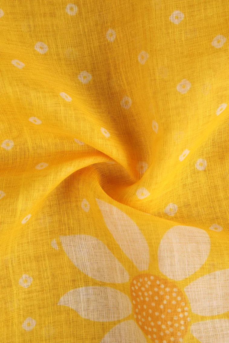 Lemon Yellow Linen Saree Without Zari With Flower Mottif view 4