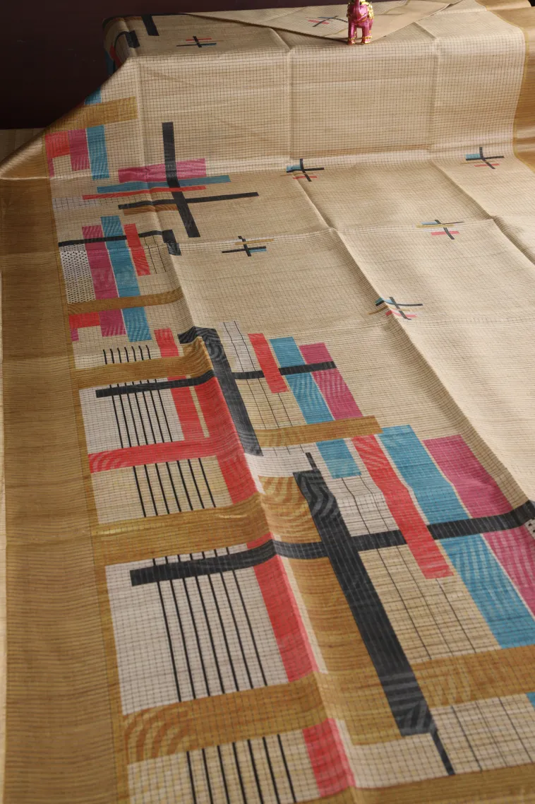 Alabaster White Jute Sarees with Antic Zari Jamandery Pattern view 2