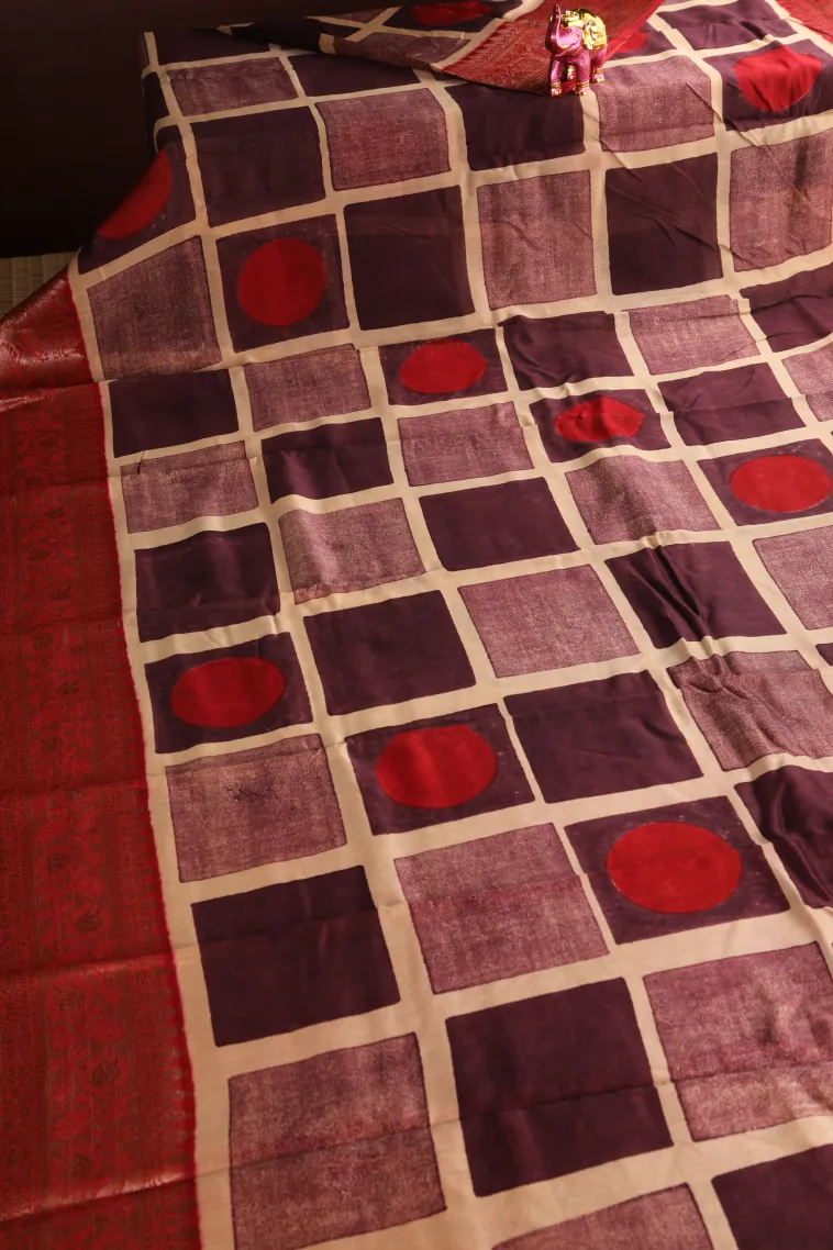 Magenta Purple Chanderi Cotton Sarees with Copper Zari Geometric Shapes view 2