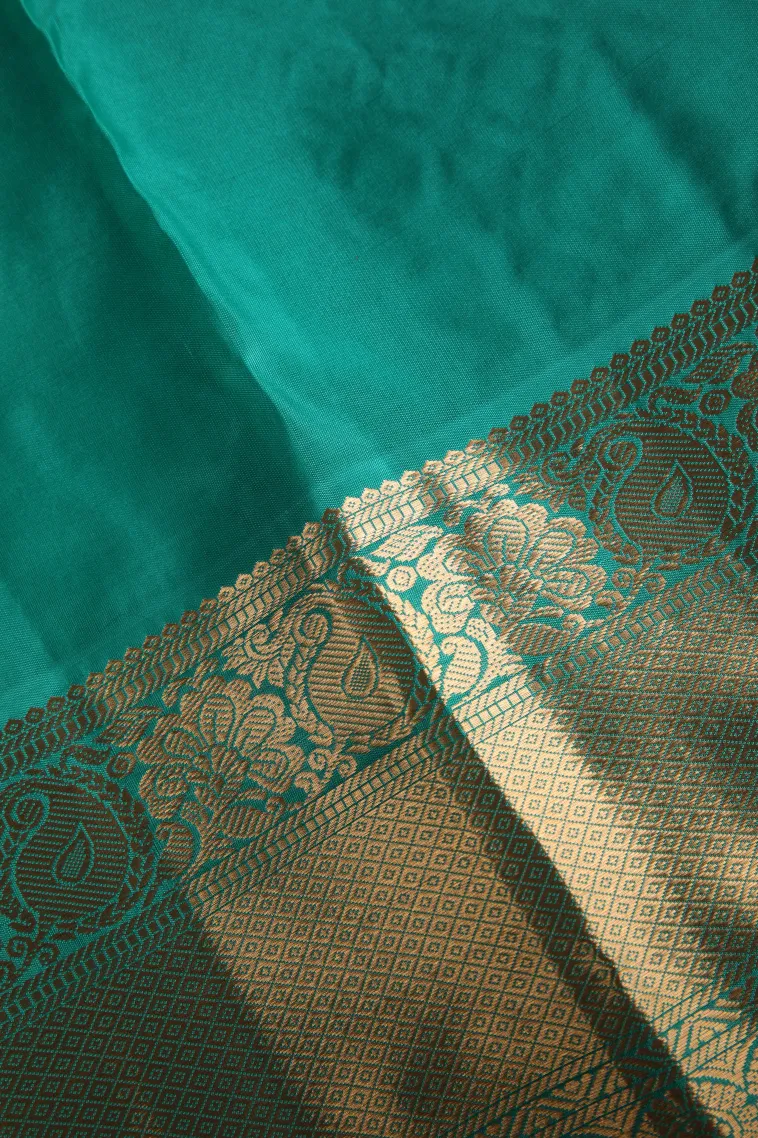 Plum Purple Soft Silk Saree with Gold Zari Buttis (small Dots Or Motifs) view 3