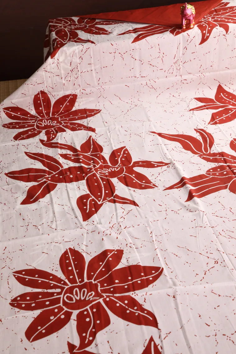 Cotton White Mul Mul Cotton Without Zari With Floral Patterns view 2