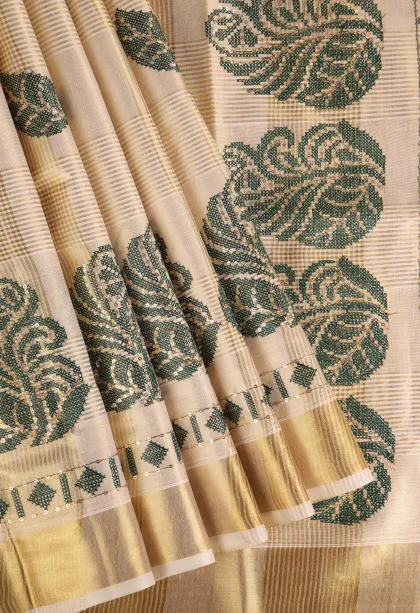 Cream White Kasavu Sarees with Gold Zari Checks And Puttas