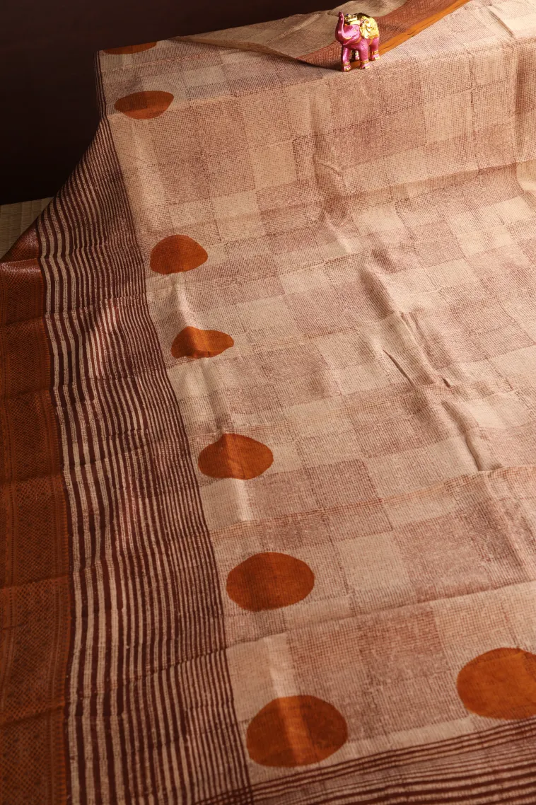 Cookie Yellow Chanderi Cotton Sarees with Copper Zari Geometric Shapes view 2