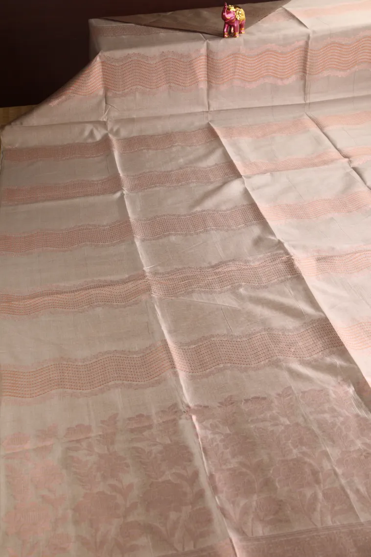 Salt White Tussar Saree with Antic Zari Kodi Pattern view 2