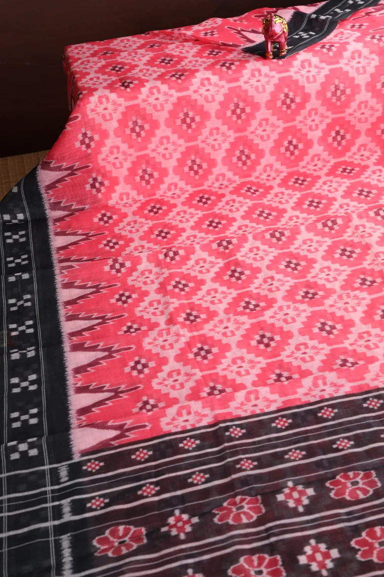 Strawberry Pink Linen Saree Without Zari With Geometric Shapes view 2