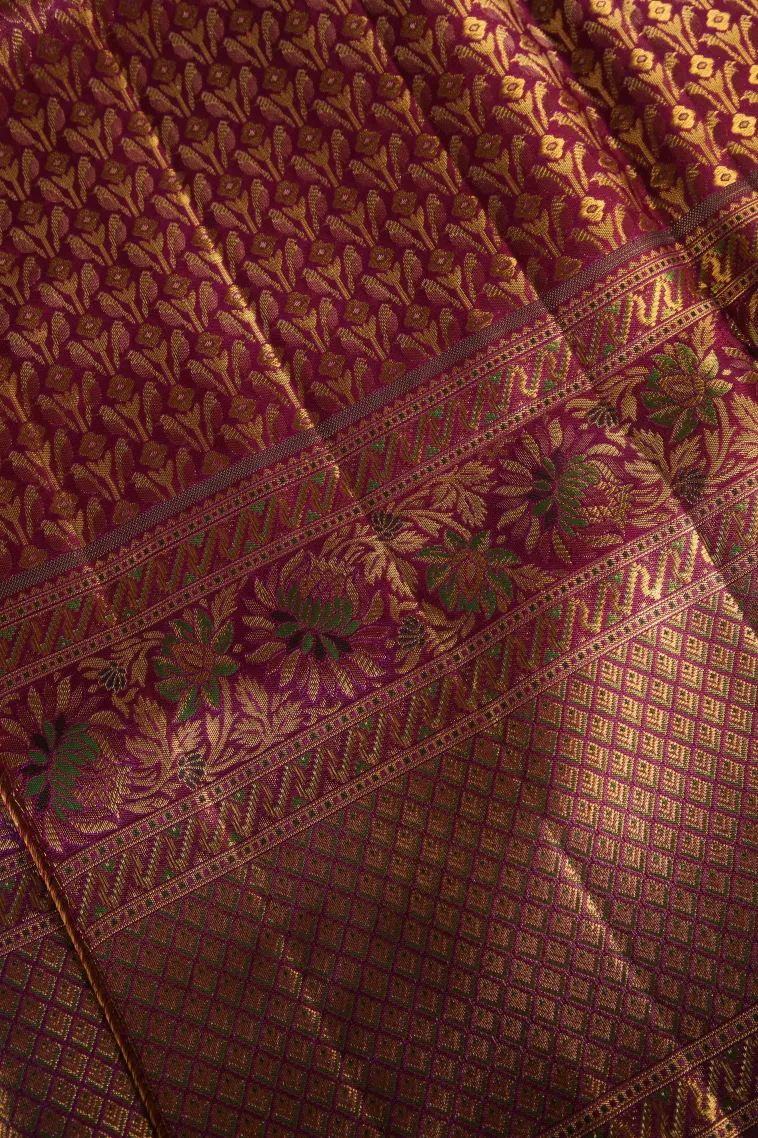 Magenta Purple Kanchipuram Silk Sarees with Gold Zari Birds And Floral Pattern view 3