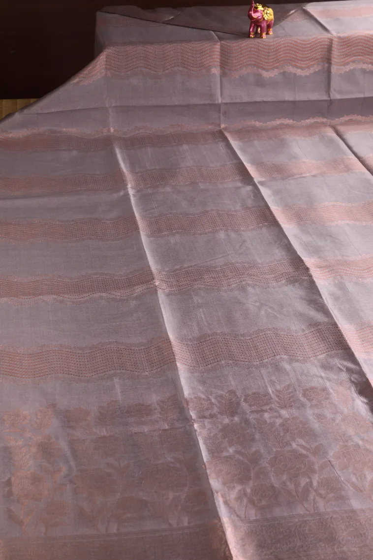 Crepe Pink Tussar Saree with Antic Zari Kodi Pattern view 2