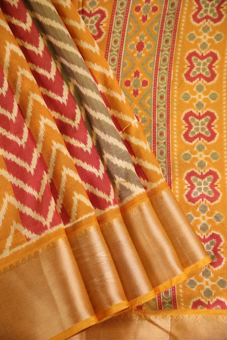 Gold Tussar Saree with Gold Zari Jamandery Pattern