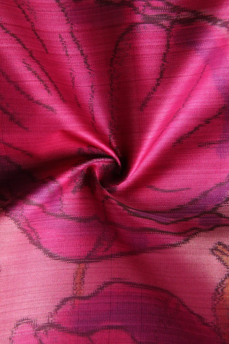 Taffy Pink Soft Silk Sarees with Bronze Zari Floral Patterns view 4