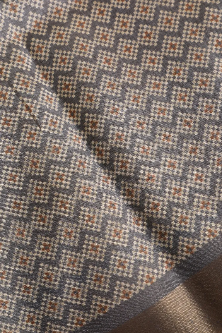 Tawny Brown Jute Sarees Without Zari With Floral Patterns view 3