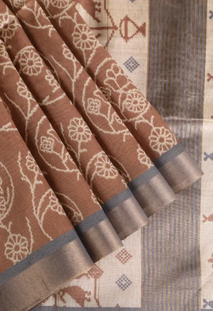 Tawny Brown Jute Sarees Without Zari With Floral Patterns