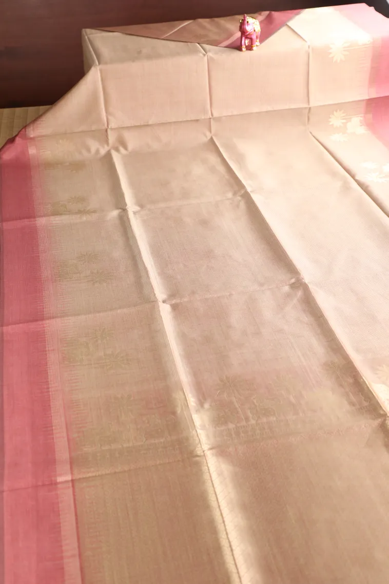 Salmon Pink Tussar Saree with Gold Zari Animal Mottif view 2