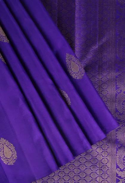 Berry Blue Kanchipuram Silk Sarees with Gold Zari Buttis (small Dots Or Motifs)