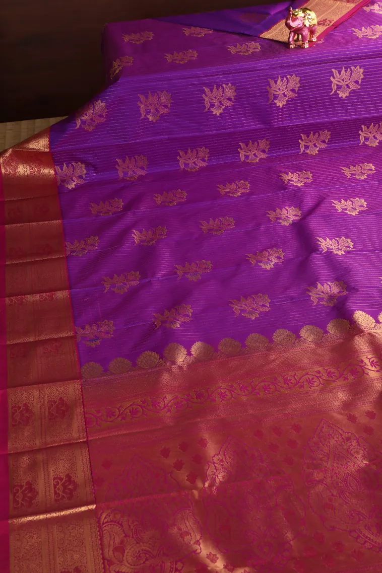 Viola Purple Visiri Madippu Silk Sarees with Gold Zari Straipes And Puttas view 2