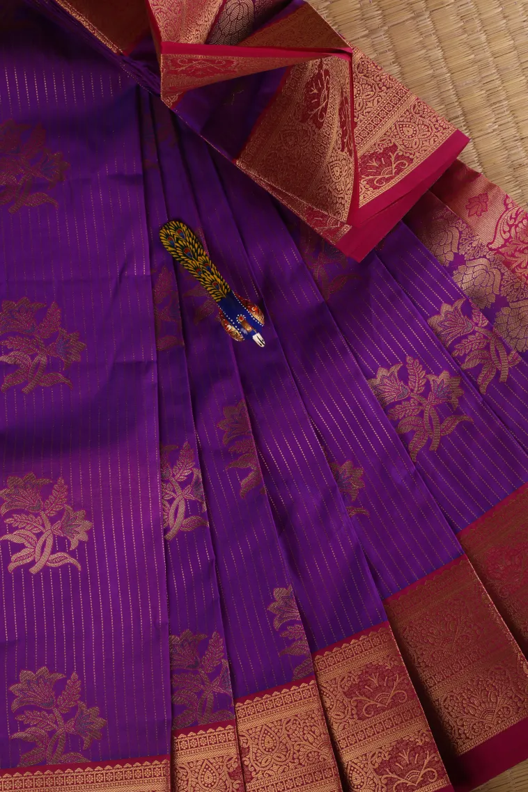 Viola Purple Visiri Madippu Silk Sarees with Gold Zari Straipes And Puttas