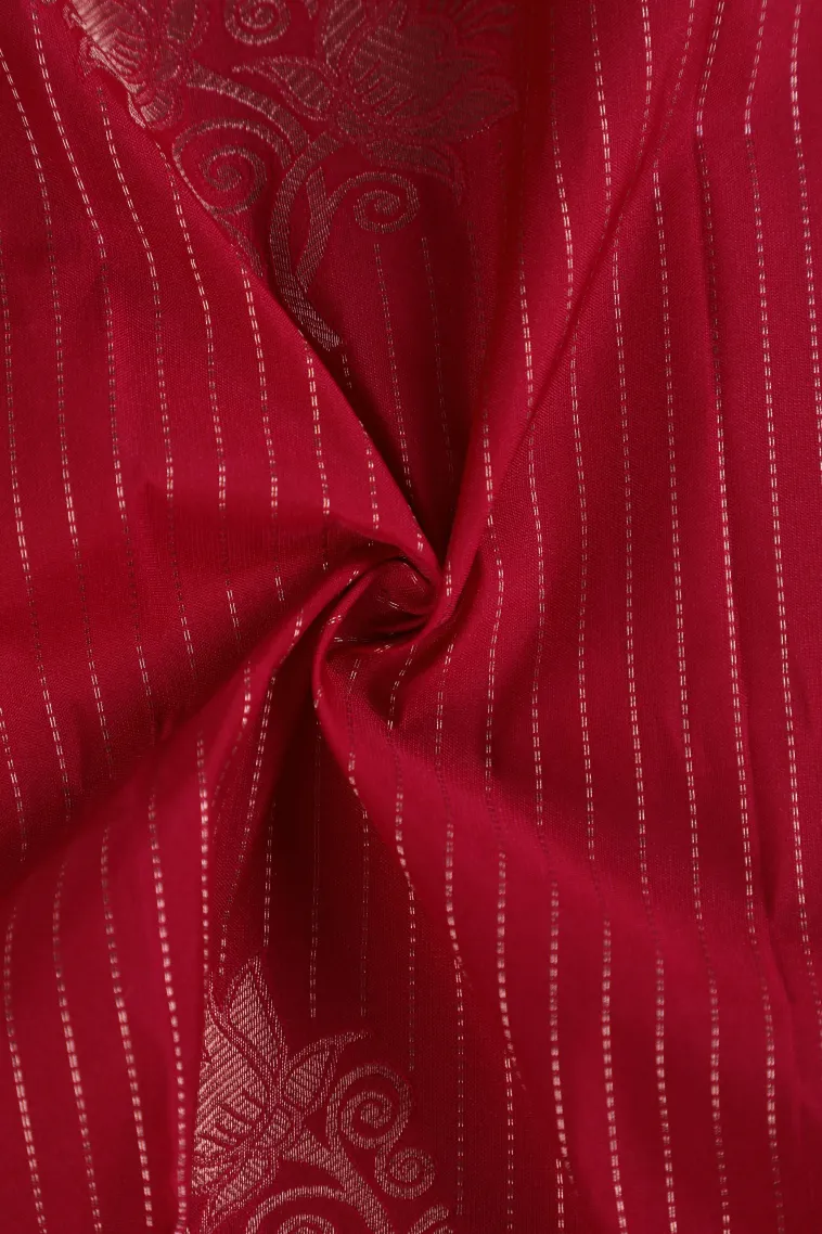 Punch Pink Visiri Madippu Silk Sarees with Copper Zari Straipes And Puttas view 4