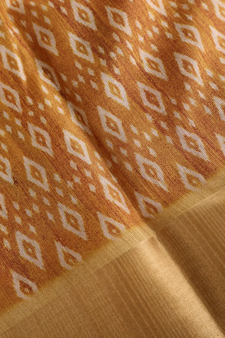 Cotton White Semi Tussar Silk with Gold Zari Birds And Floral Pattern view 3