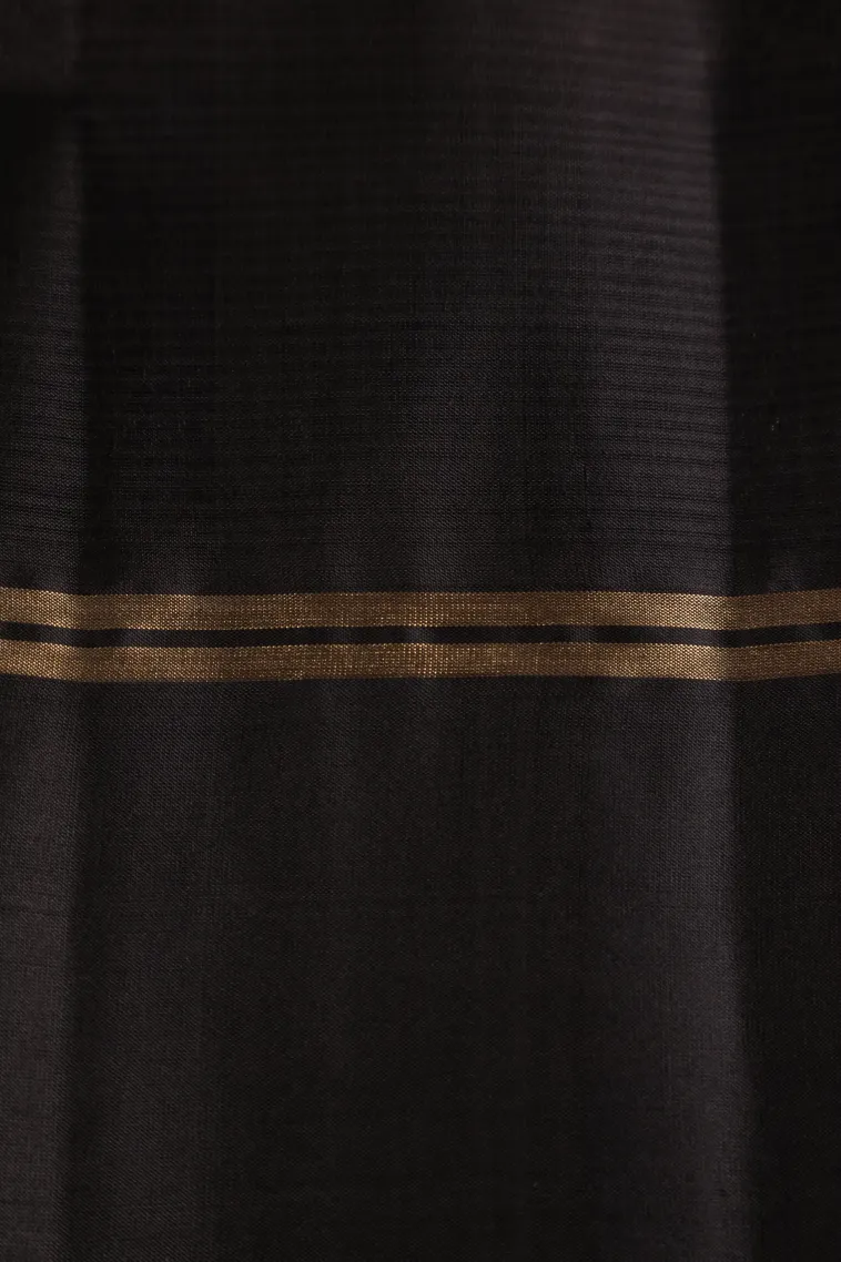 Rose Pink Soft Silk Saree with Gold And Silver Zari Floral Patterns view 3