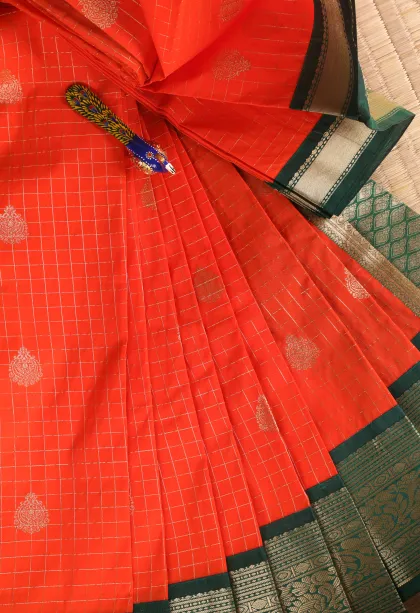 Fire Orange Visiri Madippu Silk Sarees with Gold Zari Checks And Puttas