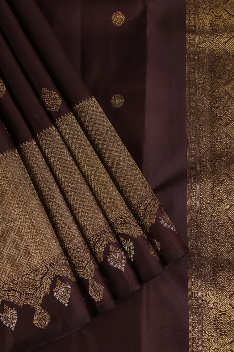 Coffee Brown Kanchipuram Silk Sarees with Gold And Silver Zari Buttis (small Dots Or Motifs)