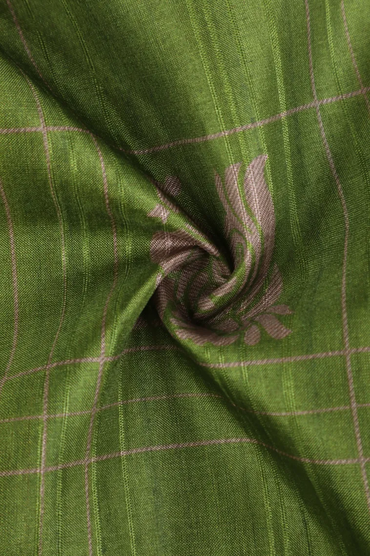 Forest Green Tussar Saree Without Zari With Checks And Puttas view 4