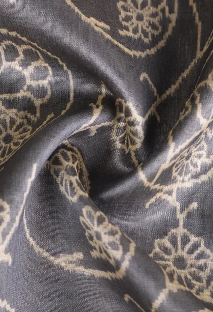 Slate Blue Jute Sarees Without Zari With Floral Patterns
