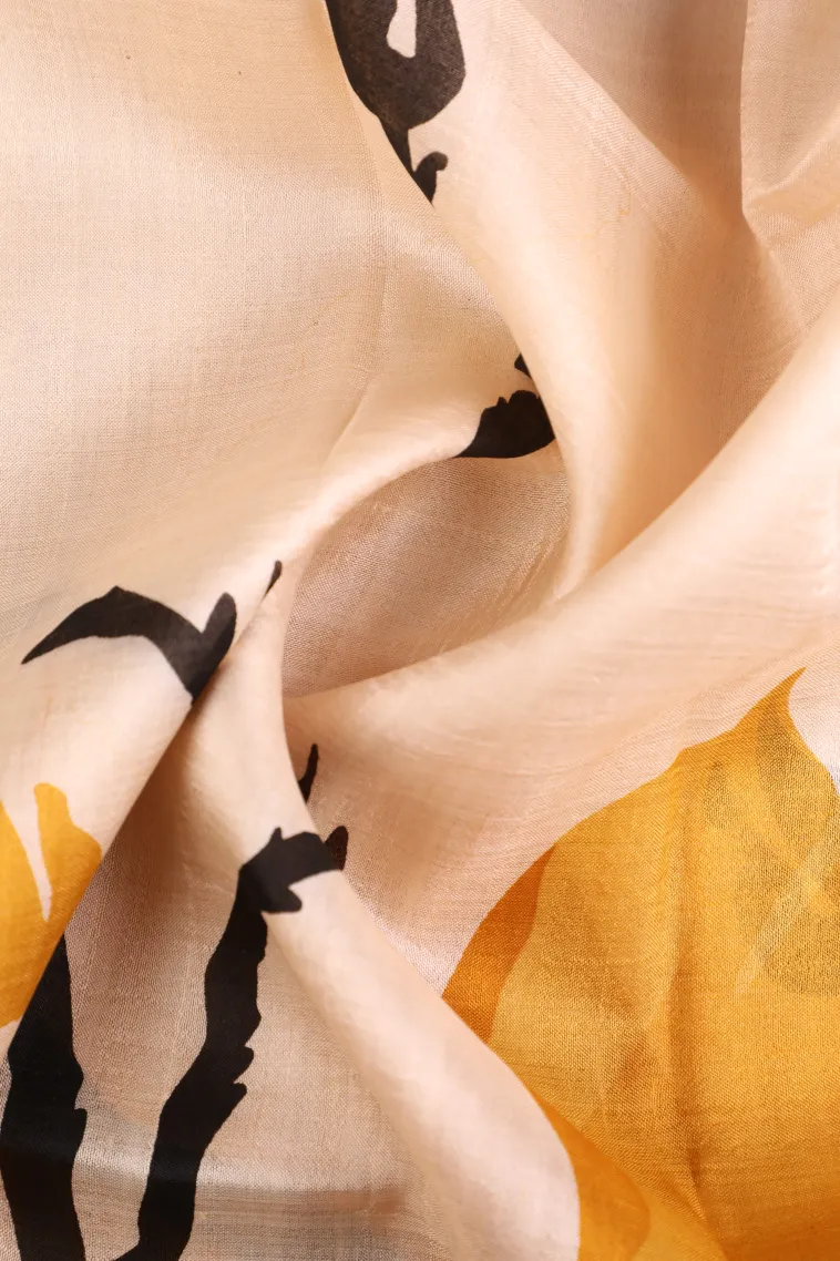 Cream White Soft Silk Sarees Without Zari With Flower Mottif view 4