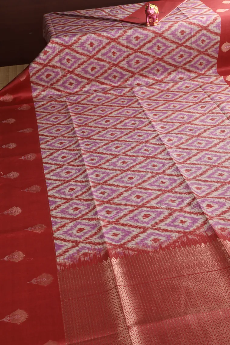 Cotton White Tussar Saree with Gold And Silver Zari Geometric Shapes view 2