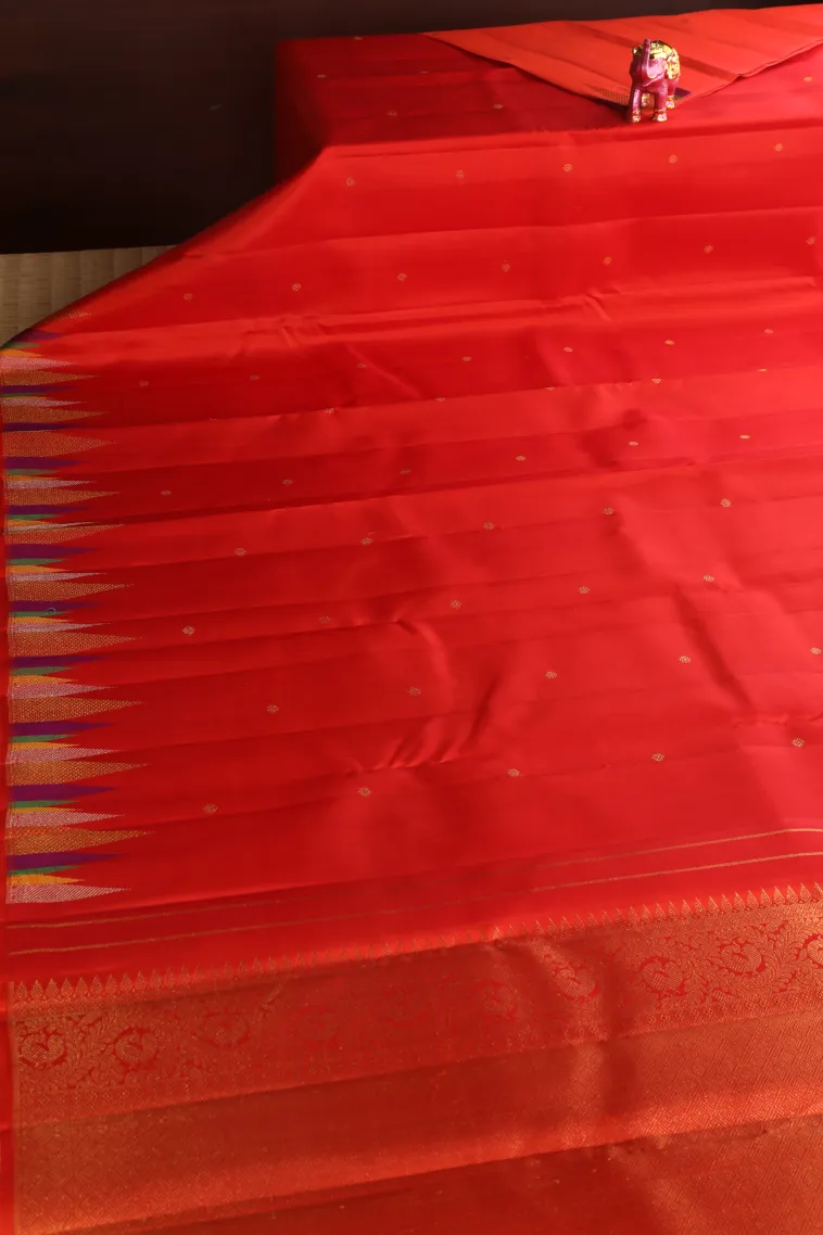 Rose Red Kanchipuram Silk Sarees with Gold Zari Buttis (small Dots Or Motifs) view 2